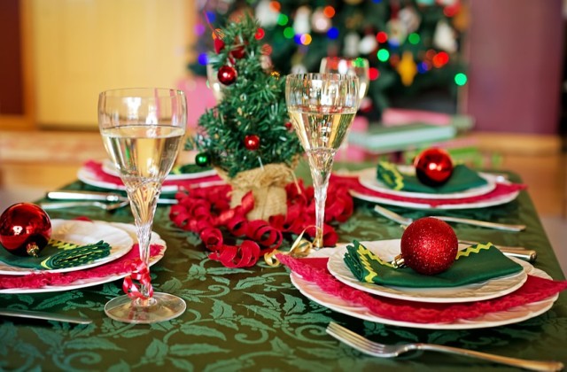 Nie wyrzucajcie świątecznego jedzenia ! Podzielcie się posiłkiem!