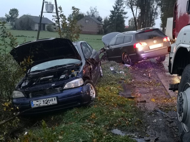Do groźnie wyglądającego zdarzenia doszło w Szepankach, gdzie zderzyły się dwa samochody