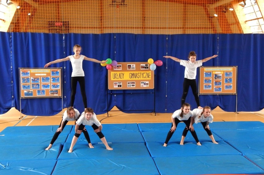 W Rogowie odbyły się mistrzostwa szkoły w układach gimnastycznych [zdjęcia] 
