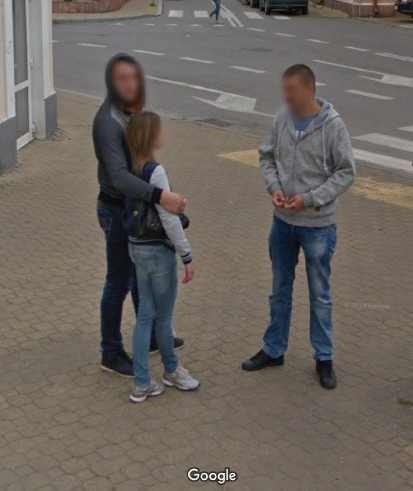 Moda po puławsku w Google Street View. Oto codzienne stylizacje mieszkańców Puław. Czy znają się na modzie?