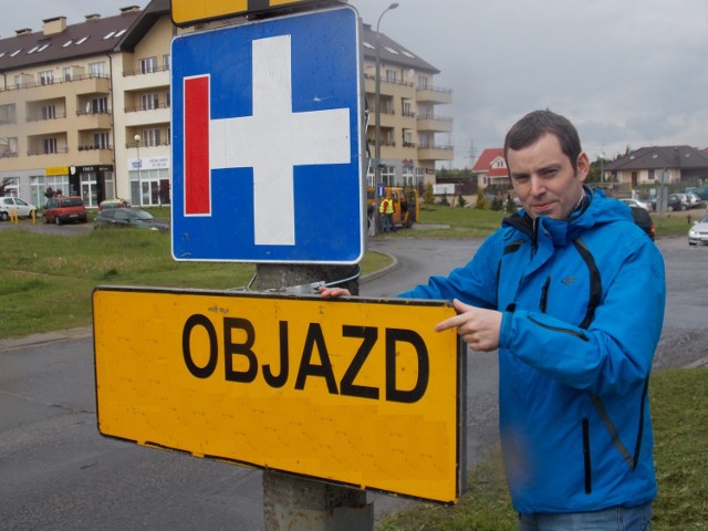 Miejski inżynier ruchu Rafał Krajczyński przypomina jeszcze o remoncie ulicy Dekerta: - Tutaj  też trzeba patrzeć na znaki!