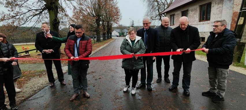 Oficjalne otwarcie wyremontowanej drogi w Granicach.