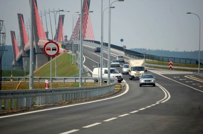 Most na Wiśle skrócił drogę z Kwidzyna do Gniewa z 80 km do...