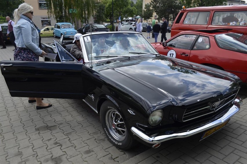Wystawa starych samochodów w Piotrkowie 2018