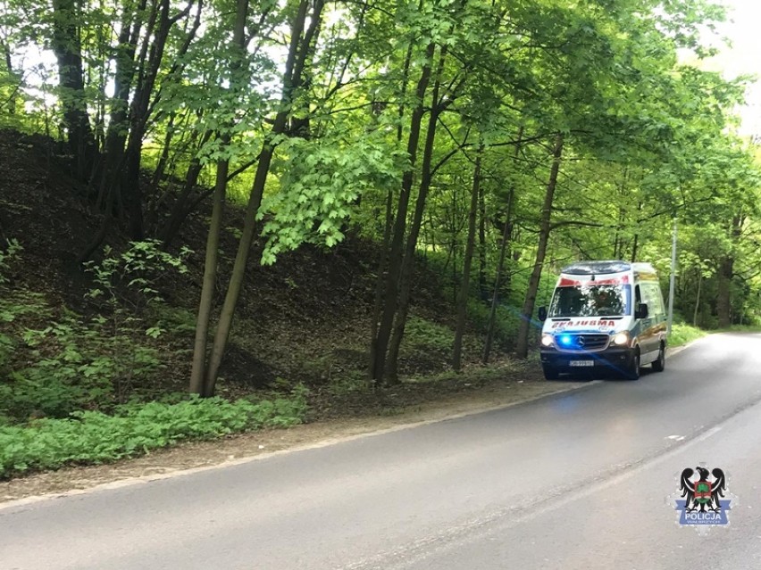 Spadł na tory w Boguszowie-Gorcach