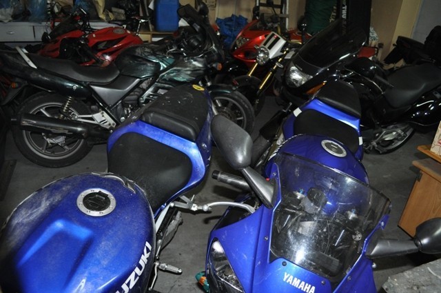 Leszno: Policja ujęła motocyklowych złodziei [ZDJĘCIA]