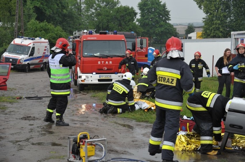 Wypadek masowy w Szydłowie