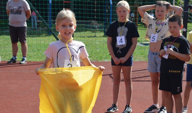 Szczekanica Central Park w Piotrkowie, konkurs sportowy dla dzieci, 07.08.2022
