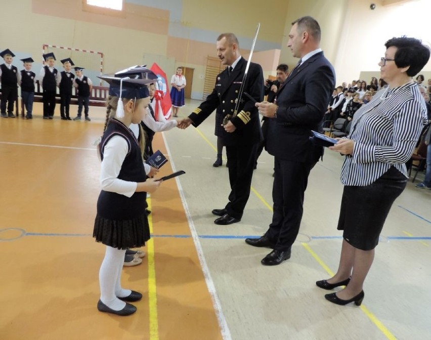 Uczniowie klas pierwszych złożyli ślubowanie, ale także...