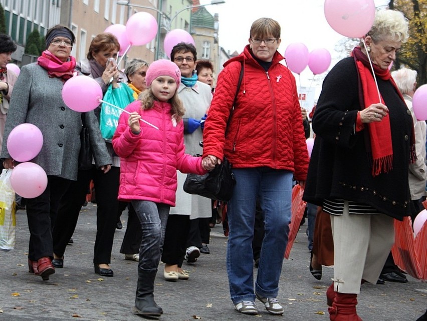 XIII Marsz Różowej Wstążki w Olsztynie. Zobacz zdjęcia!