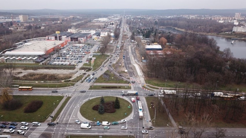 Zmiany w organizacji ruchu w Kielcach. Przed świętami kierowcy pojadą nowymi odcinkami dróg [ZDJĘCIA, WIDEO] 