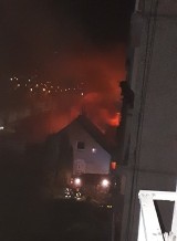 Pożary w nocy i nad ranem w Gdańsku i w Gdyni. 8-9.05.2020 r. Paliły się pustostan i altana. Nikt nie został poszkodowany