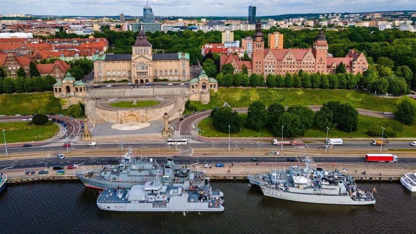 Okręty NATO przy Wałach Chrobrego. Do kiedy zostaną w Szczecinie? [ZDJĘCIA]