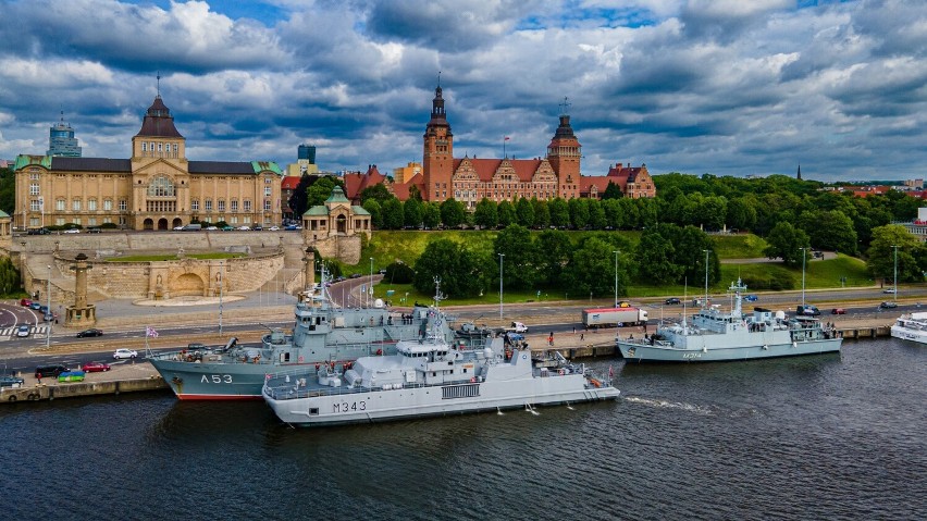 Okręty NATO przy Wałach Chrobrego. Do kiedy zostaną w Szczecinie? [ZDJĘCIA]