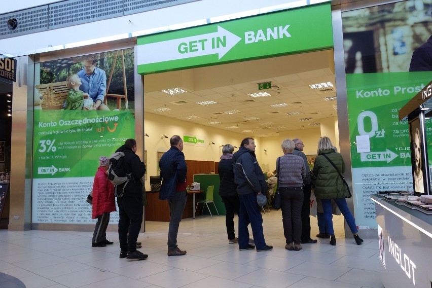 Przed placówkami Getin Noble Bank ustawiają się kolejki...