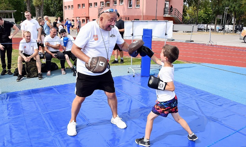 Podczas Rodzinnego Pikniku Sportowego z okazji 100-lecia Stadionu Powiatowego prezentowały się kluby [ZDJĘCIA] 