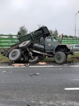 Wypadek dwóch ciężarówek na Obwodnicy Trójmiasta. 8.10.2020 r. 3 osoby ranne, poważne utrudnienia drogowe