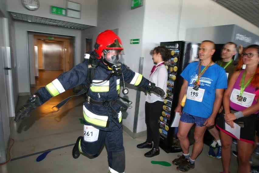 Zdjęcia z ubiegłorocznej imprezy Sky Tower Run