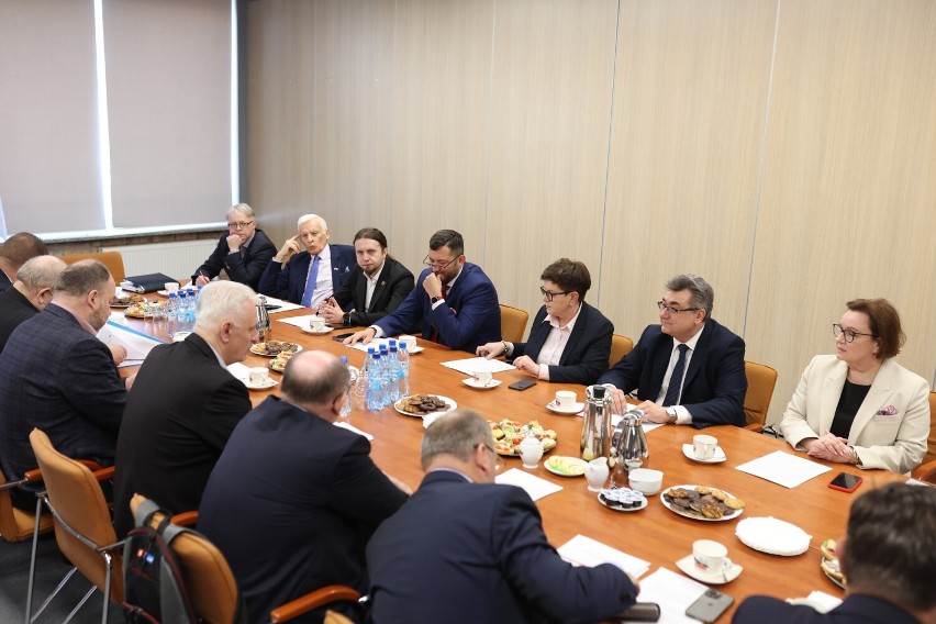 Spotkanie w siedzibie Zarządu Regionu Śląsko-Dąbrowskiego NSZZ Solidarność w sprawie dyrektywy metanowej