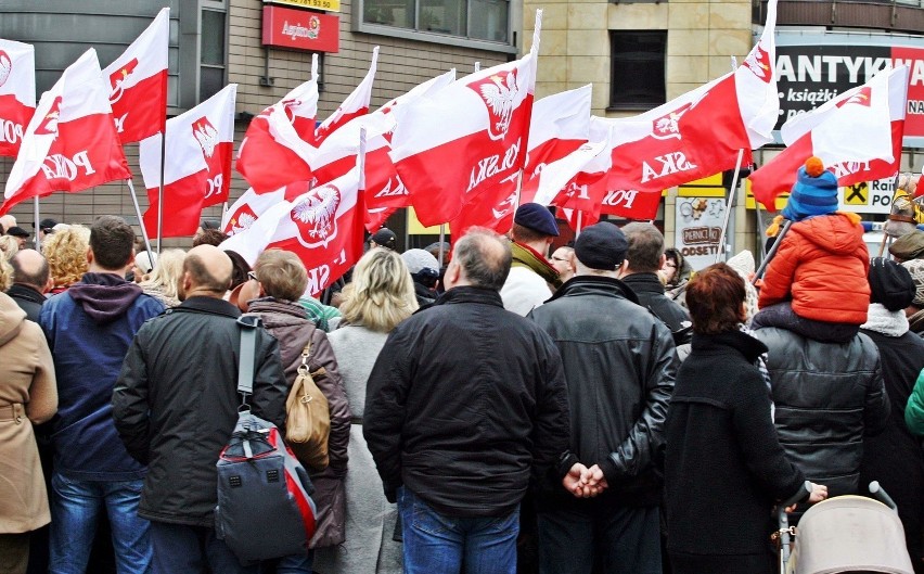 Głównym punktem 101. Gdyńskich Urodzin Niepodległej będą:...