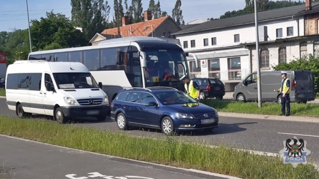 Funkcjonariusze Wydziału Ruchu Drogowego Komendy Miejskiej Policji w Wałbrzychu zorganizowali w poniedziałek (10 czerwca) działania pod kryptonimem „Trzeźwy poranek”