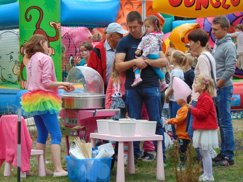Mieszkańcy Nowolipska podczas Festynu Rodzinnego świętowali Dzień Dziecka i Dzień Rodzicielstwa Zastępczego
