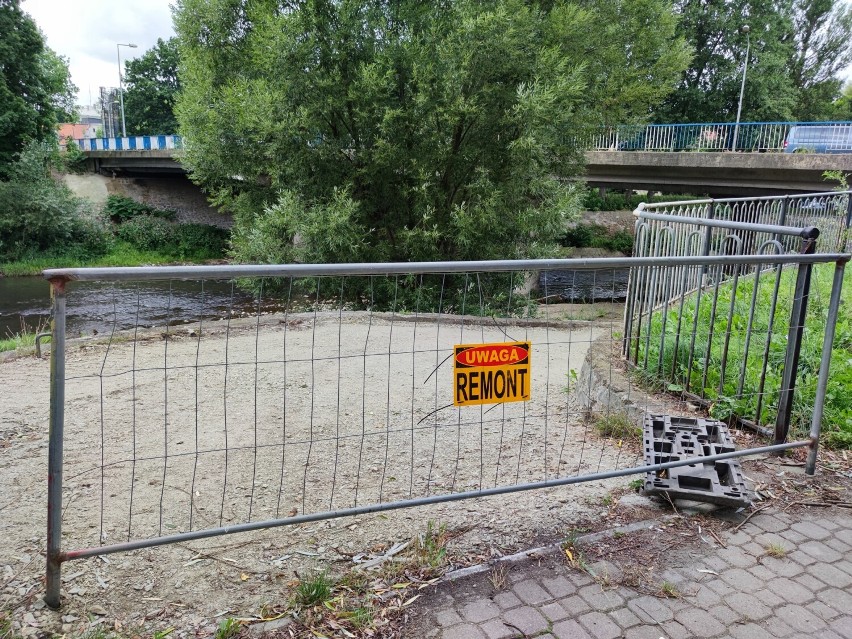 Po blisko roku od awarii, rozpoczął się remont mostu na ulicy Kościuszki w Kłodzku 