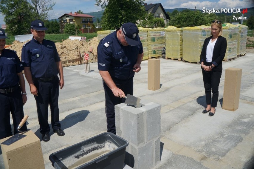 Budowa nowego komisariatu policji. Akt erekcyjny już wmurowany [ZDJĘCIA]