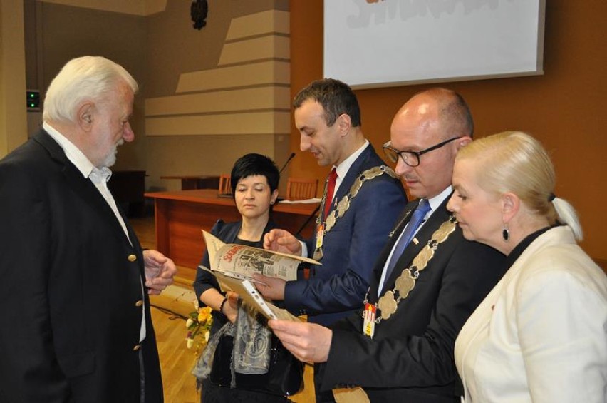 VIII uroczysta sesji Rady Miasta Włocławek. Przystań im. Jerzego Bojańczyka i statuetki dla radnych