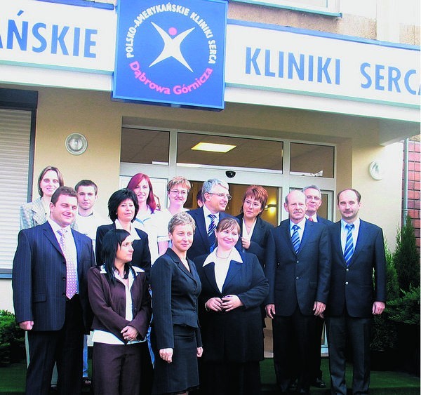 Uroczyste otwarcie klinik w Dąbrowie odbyło się w 2005 roku