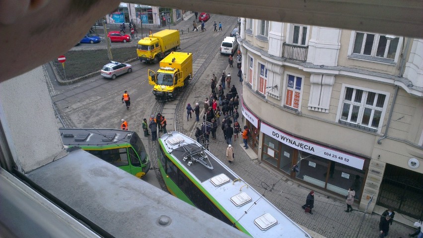 27 lutego ok. 11.30 w Poznaniu wykoleił się tramwaj.