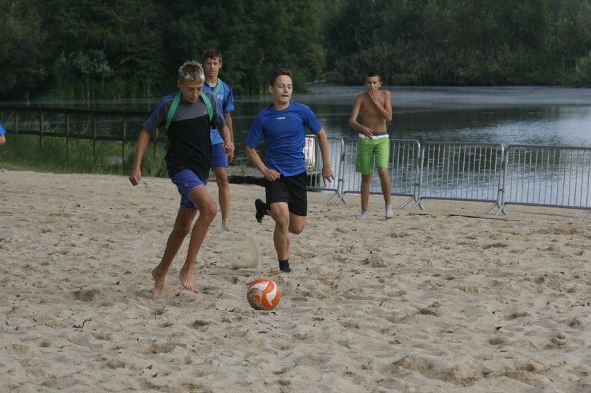 Turniej Plażowej Piłki Nożnej w Legnicy (ZDJĘCIA)