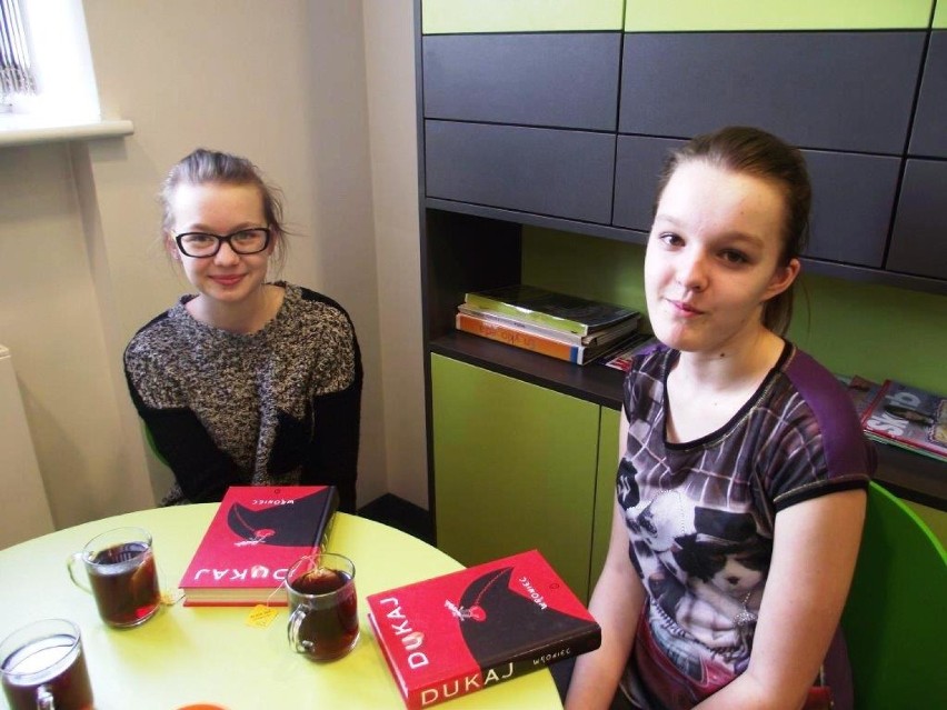 Młodzieżowy Dyskusyjny Klub Książki rozpoczął działalność w bibliotece
