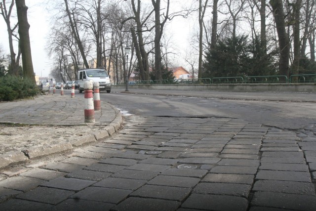 Przebudowa ulicy Zamkowej w Raciborzu. Jak wygląda przed remontem?