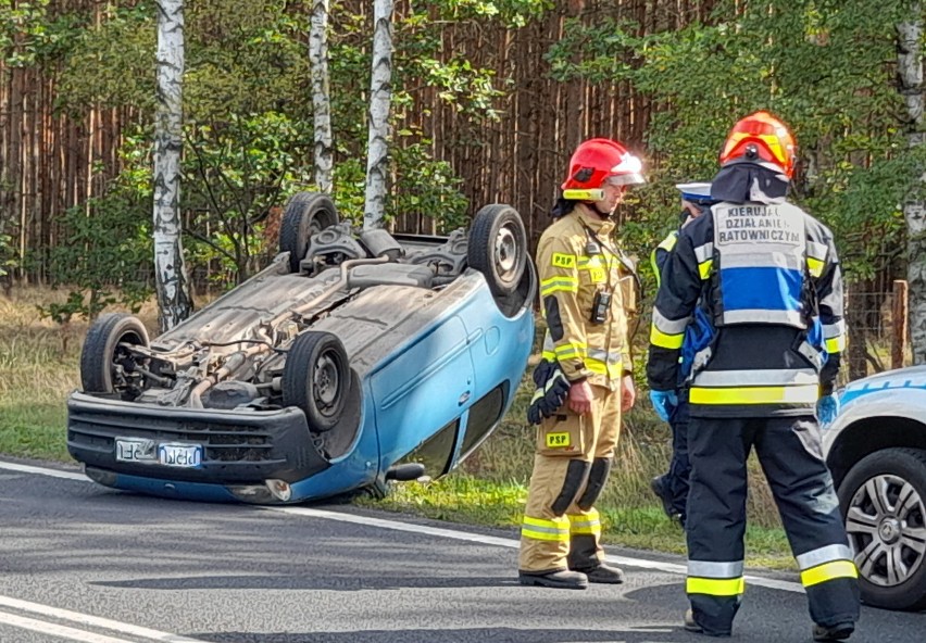 Niebezpieczne zdarzenie drogowe na DK-32 pomiędzy Wolsztynem a Rostarzewem
