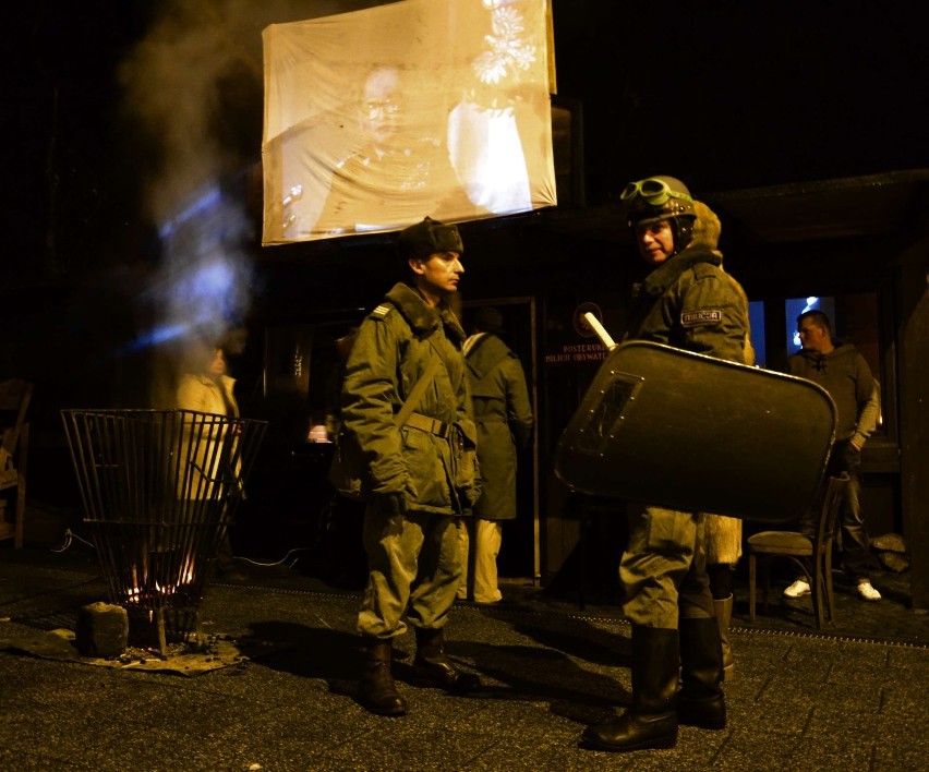 Malbork. Stan wojenny w Spiżarni - happening "Noc generała II"