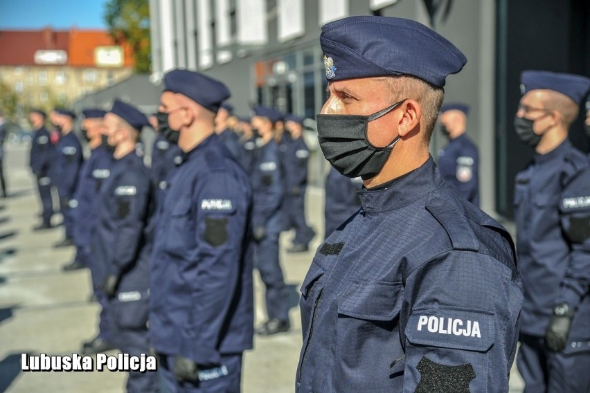 Policja oferuje wiele szkoleń i możliwości rozwoju ścieżki...