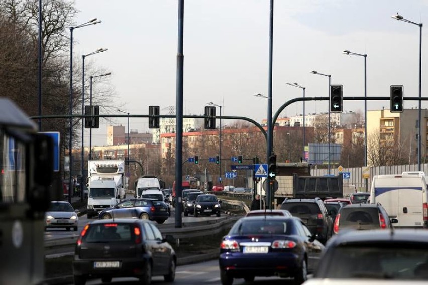 Osoba urodzona we wrześniu jeździ bardzo przepisowo. Zawsze...