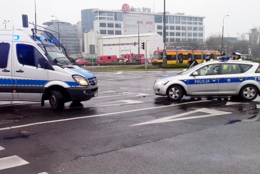 Pękła rura z gazem przy rondzie Daszyńskiego. Ruch...