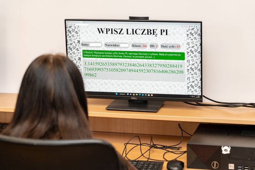 Dzień Liczby π w Zespole Szkół Elektryczno-Elektronicznych w...