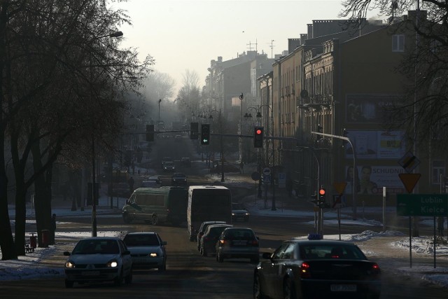 W poniedziałek o godz. 23 wynik był rekorodowy: 512 mikrogramów na 1 m sześc. pyłu PM10