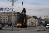 Częstochowa gotowa na święta. Lodowisko otwarte, choinka już stoi, plac przystrojony ZDJĘCIA