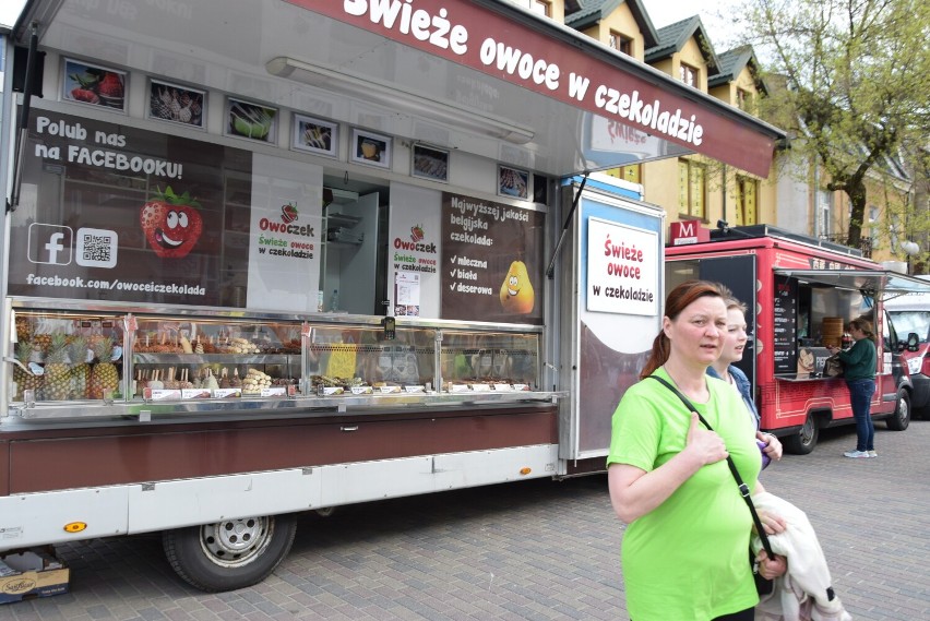 Food trucki zajechały do Chełma. Szykuje się pyszny weekend. Zobacz zdjęcia