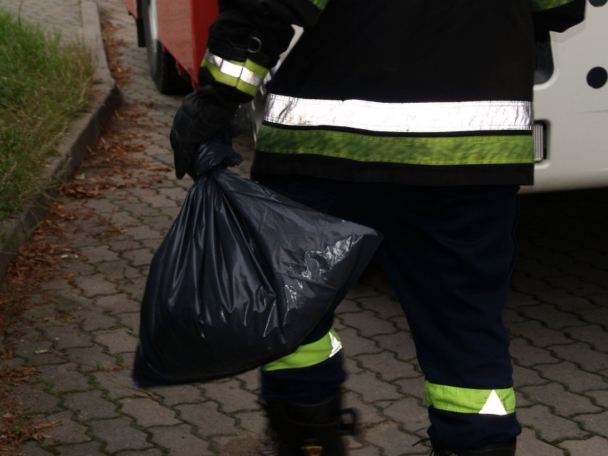 Niebezpieczny ładunek ,zgodnie z regulaminem zostanie...