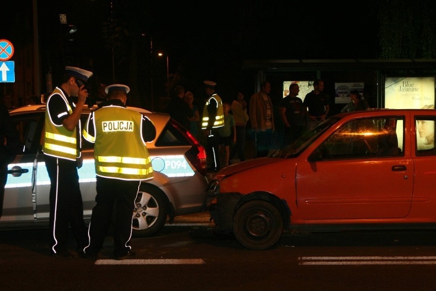 Wypadek w Chorzowie ana Batorego z radiowozem