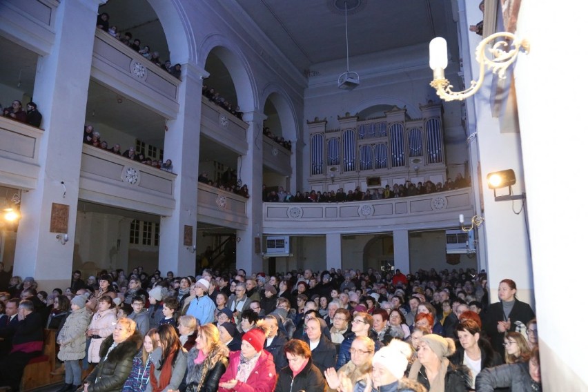 Noworoczny koncert Eleni w kościele pw. Wniebowstąpienia Pańskiego w Wolsztynie