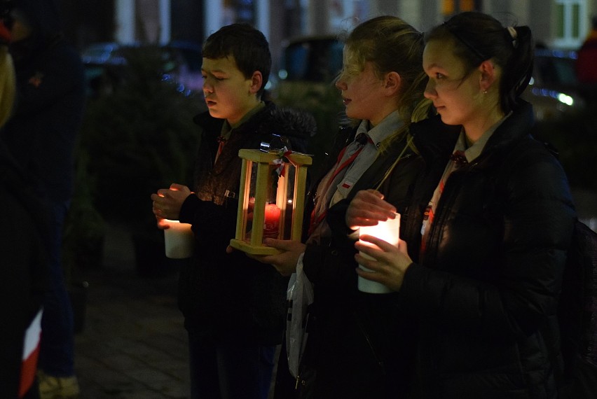 Na jarosławskim Rynku w czasie uroczystego apelu harcerzy...