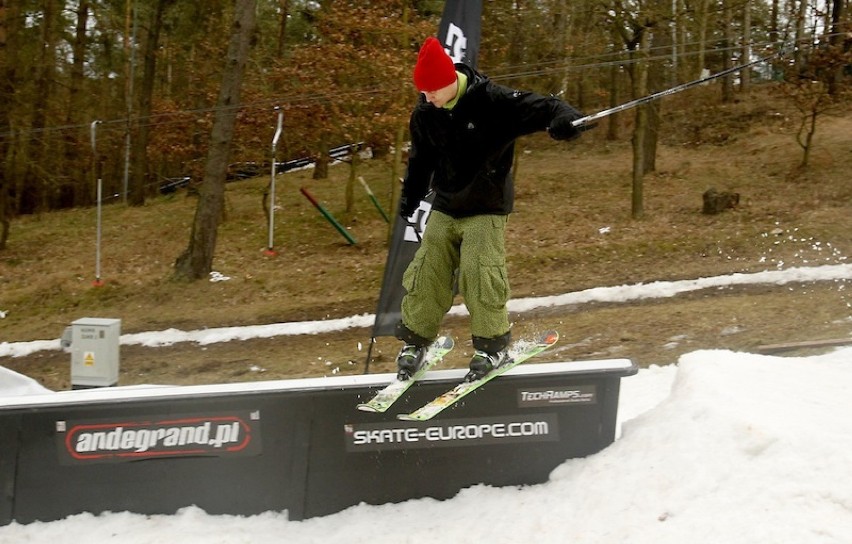 Impreza Floating Trippin' - Andegrand Park i EHschool była...