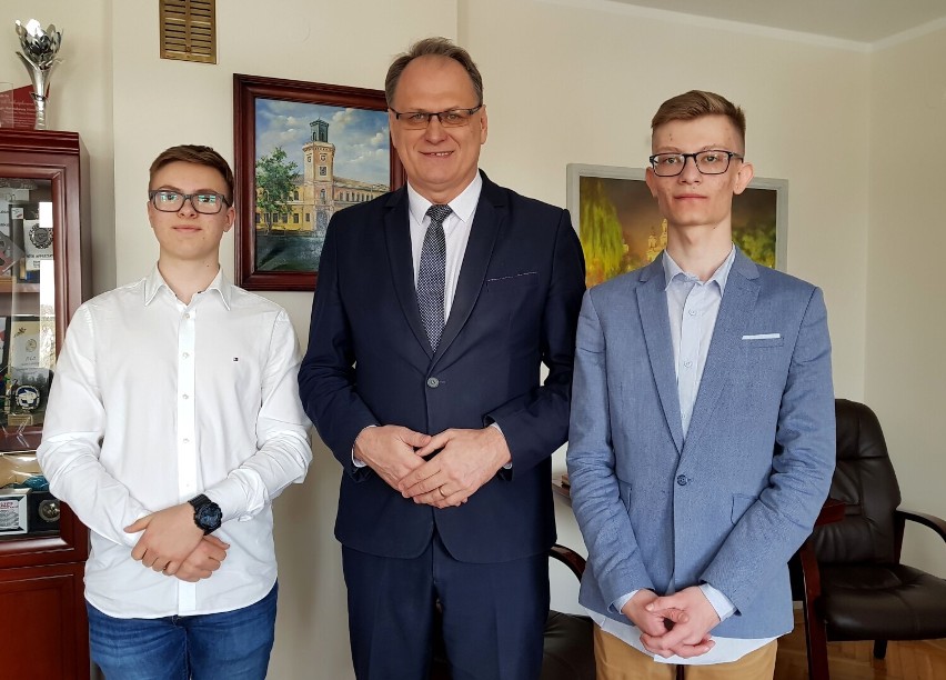 Uczniowie I LO w Radomsku starają się o miejsca w Sejmie Dzieci i Młodzieży
