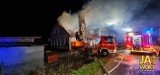 Nocny pożar w Czernicy koło Dobromierza. Palił się dom wójta i jego sąsiadów